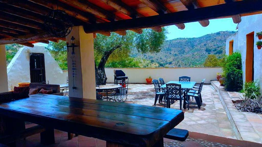 Cortijo Cuscurro Villa Riogordo Ngoại thất bức ảnh